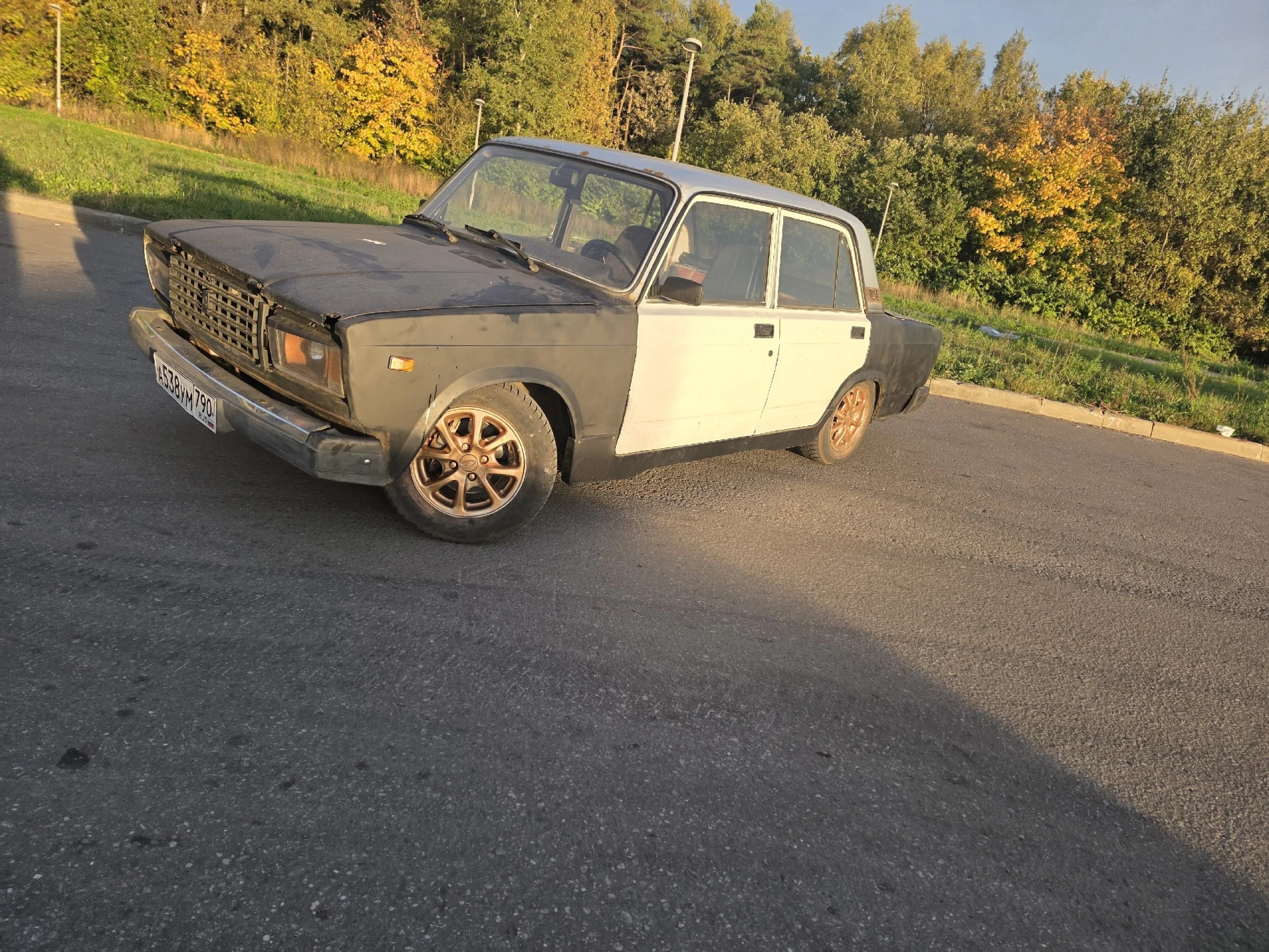 В продаже готовый зимний снаряд. ВАЗ-2107 2011 г.в. Родной инжекторный мотор на ресивер...