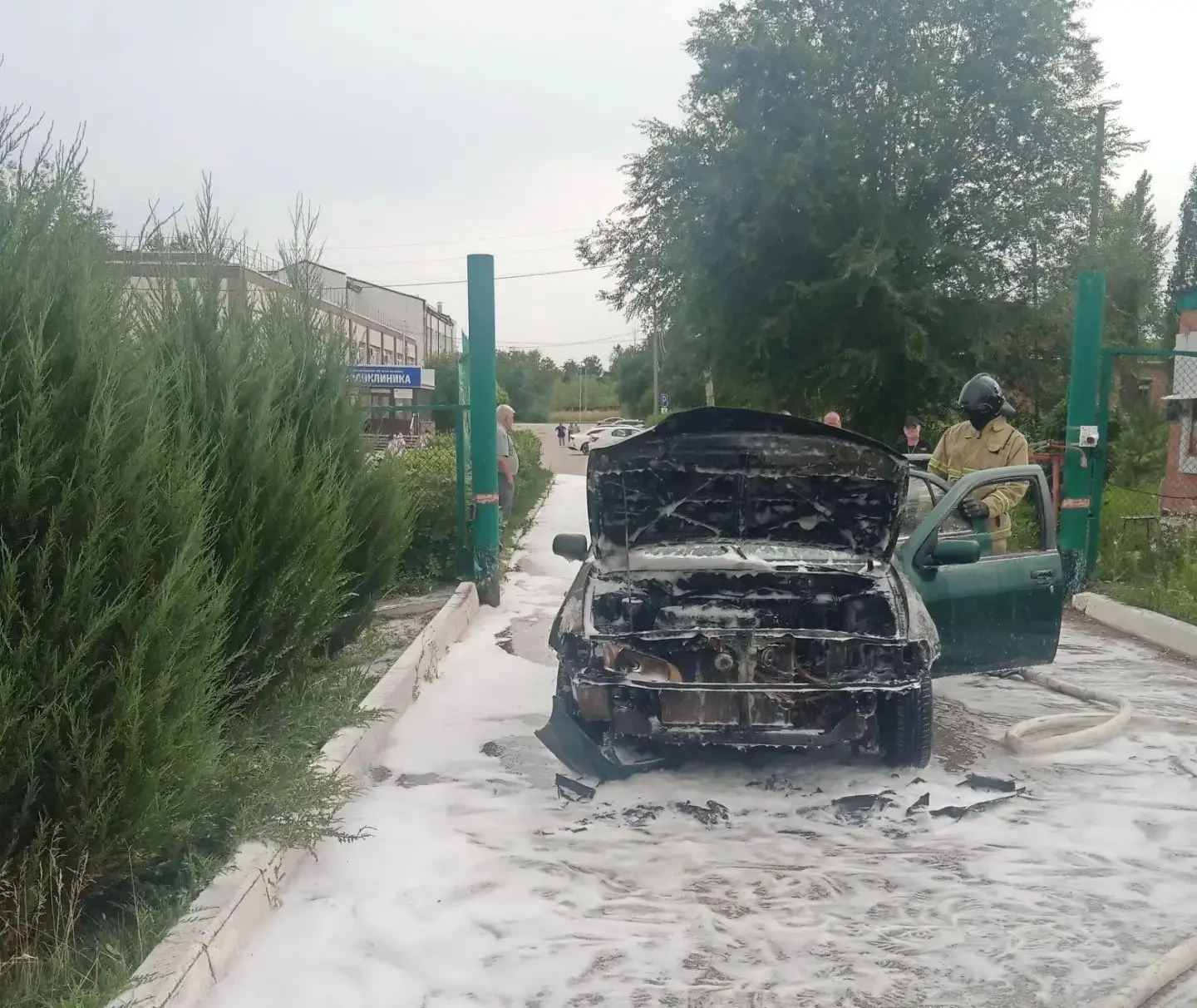 ❕ В Самарской области во время движения загорелся автомобиль

🔴 В Нефтегорском районе Самарской обл