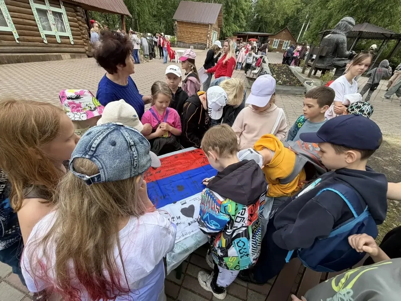 Сегодня, в Международный день защиты детей, наш 5-й отряд «Орлята России» отправился в ...