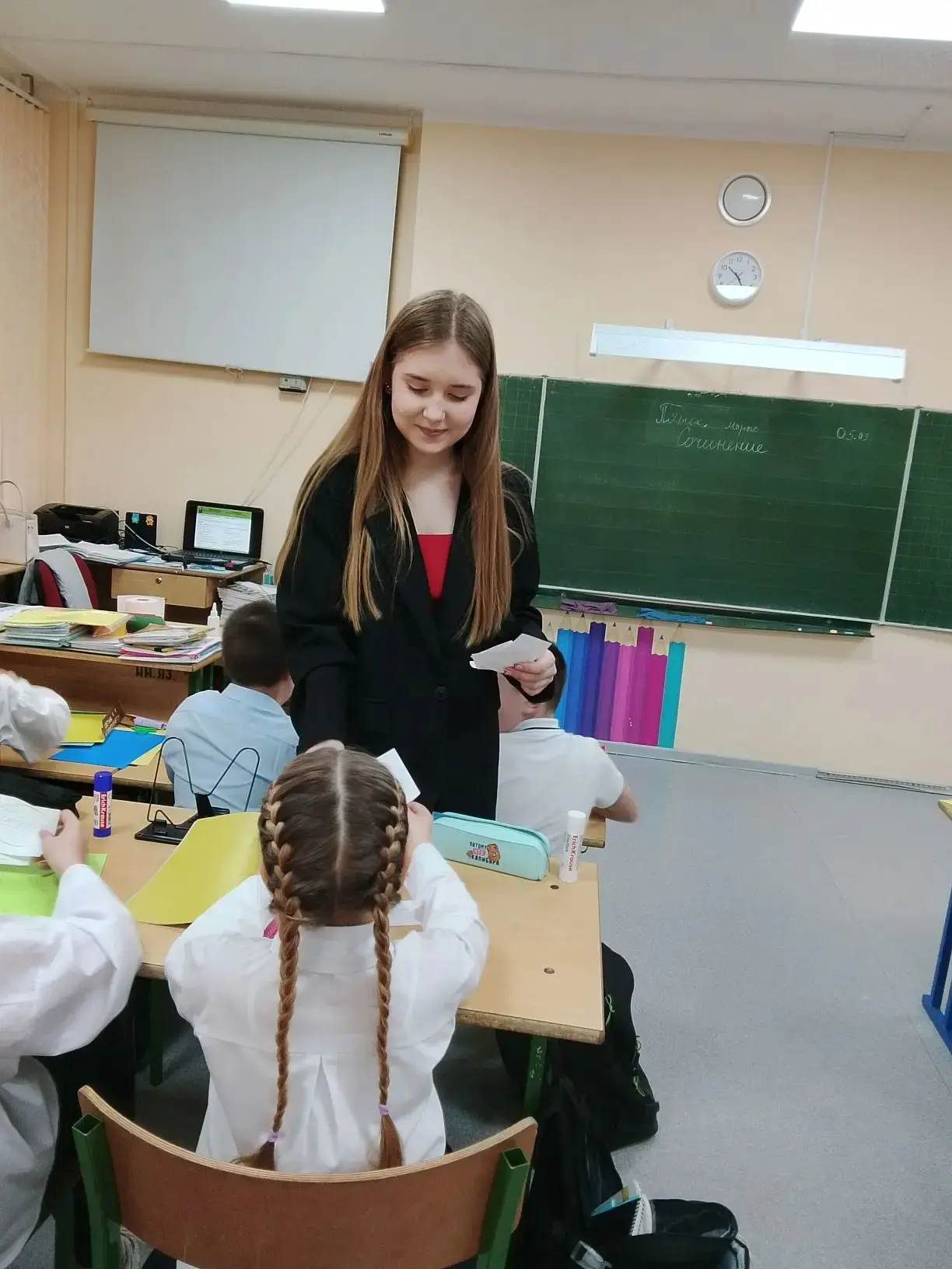 Мастер-класс к 8 Марта: делаем открытки с душой   Сегодня активисты Движения Первых в рамках Всеросс