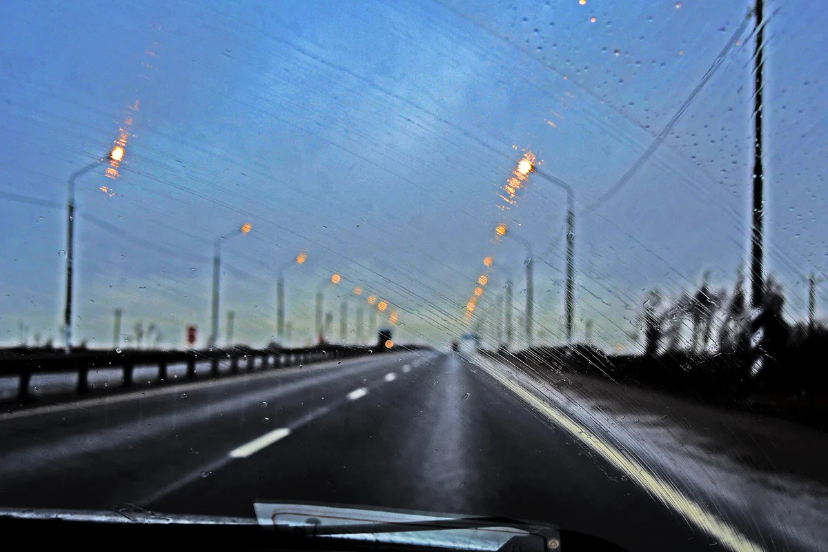 🚗 В Приморье четыре человека пострадали в ДТП с автобусом