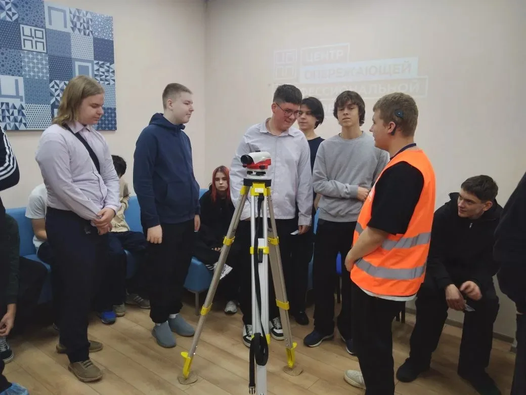 👩‍🎓 Куда пойти учиться? Девятиклассники побывали на фестивале профессий!  🚀 Сегодня наши девятикласс
