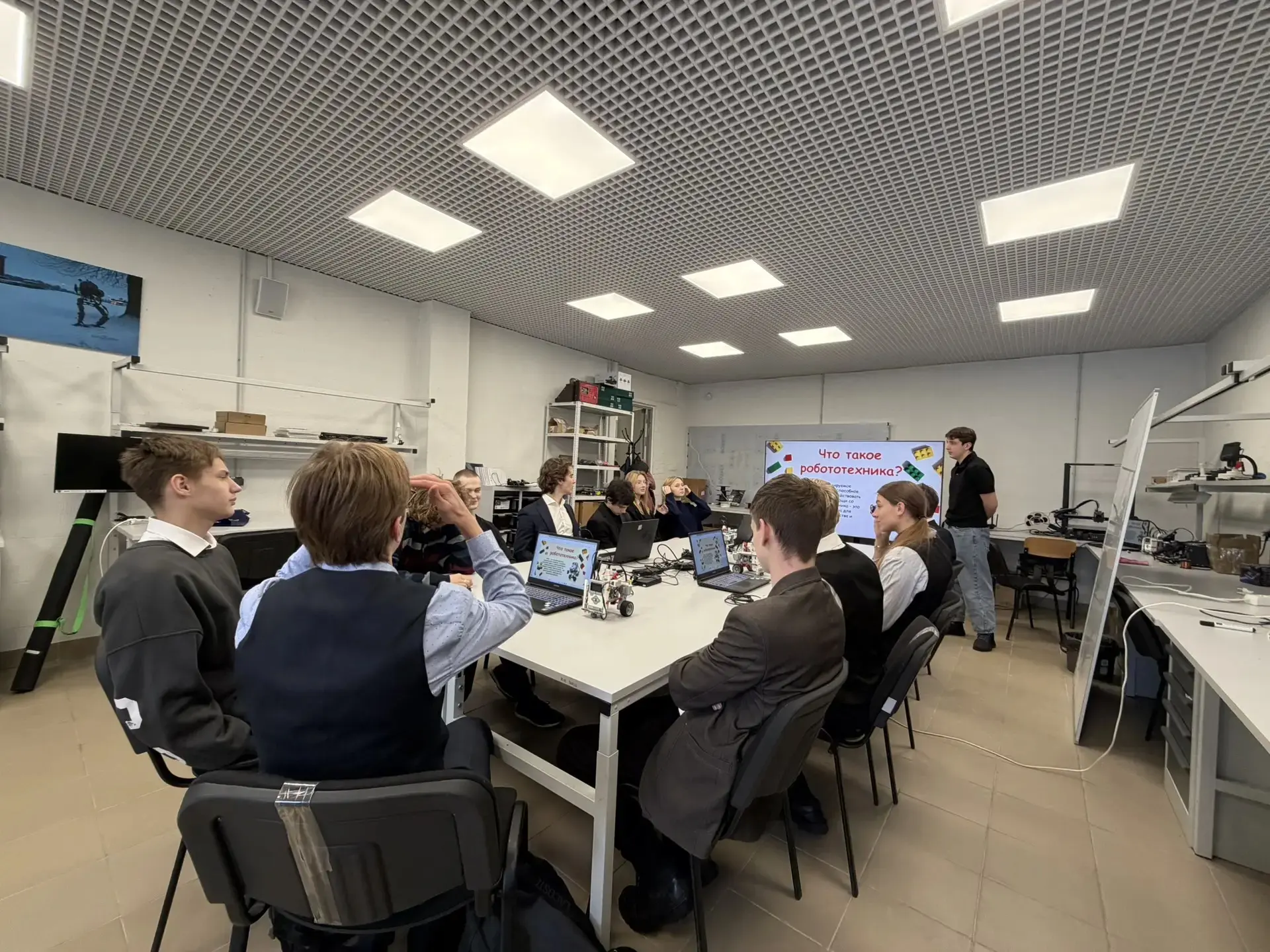 В рамках профориентационного проекта преподаватели Санкт-Петербургского государственного морского те