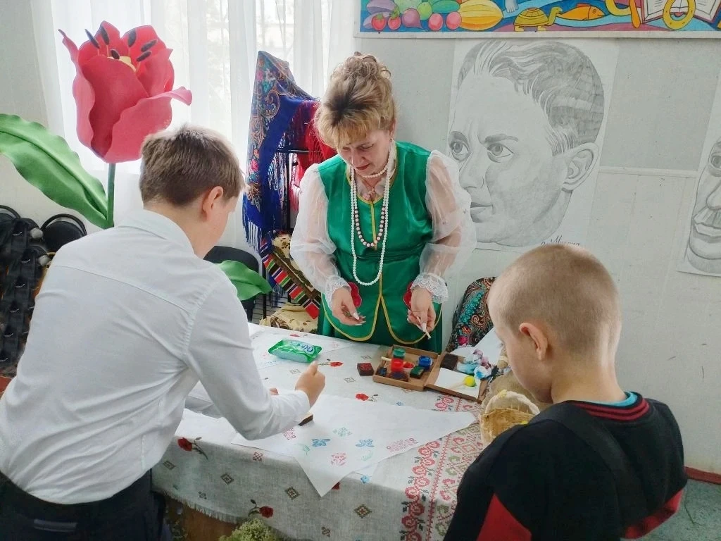 В Ремонтненском районе с размахом прошёл фестиваль казачьей культуры и творчества «Насл...