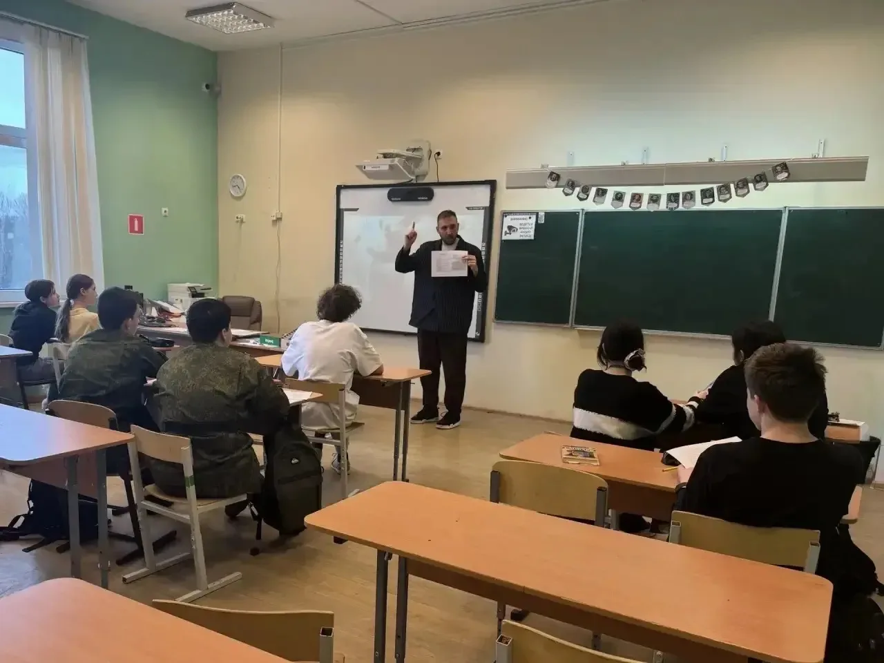 📝 УЧЕНИКИ «МАСТЕРСКОЙ СЛОВА» ШТУРМУЮТ ОГЭ ПО РУССКОМУ ЯЗЫКУ  В преддверии экзаменационной поры в шко