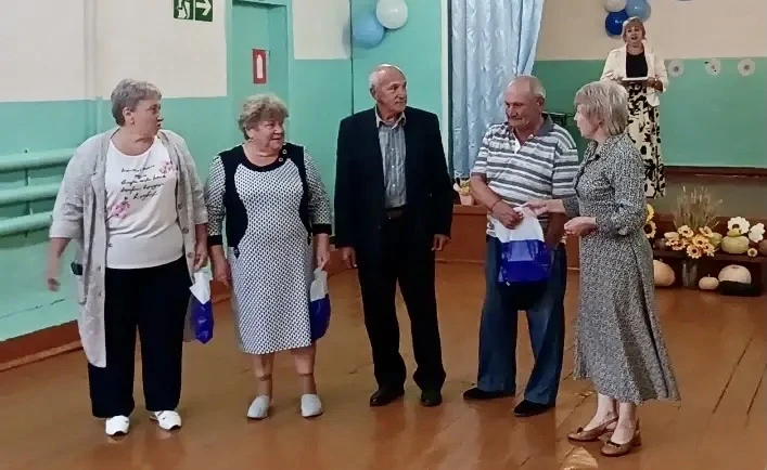 День села — это теплый и душевный праздник, который объединяет всех жителей, от мала до...