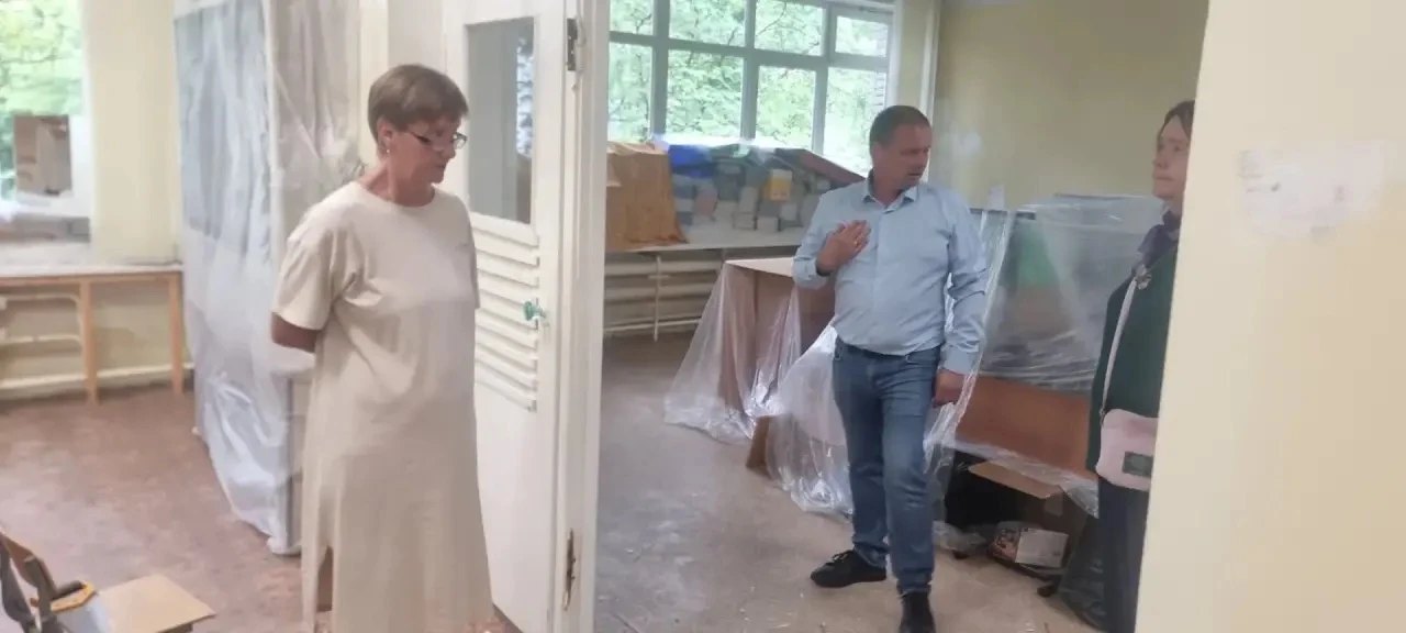 Проинпектировал готовность отремонтированного медицинского блока в подразделении для детей с нарушен