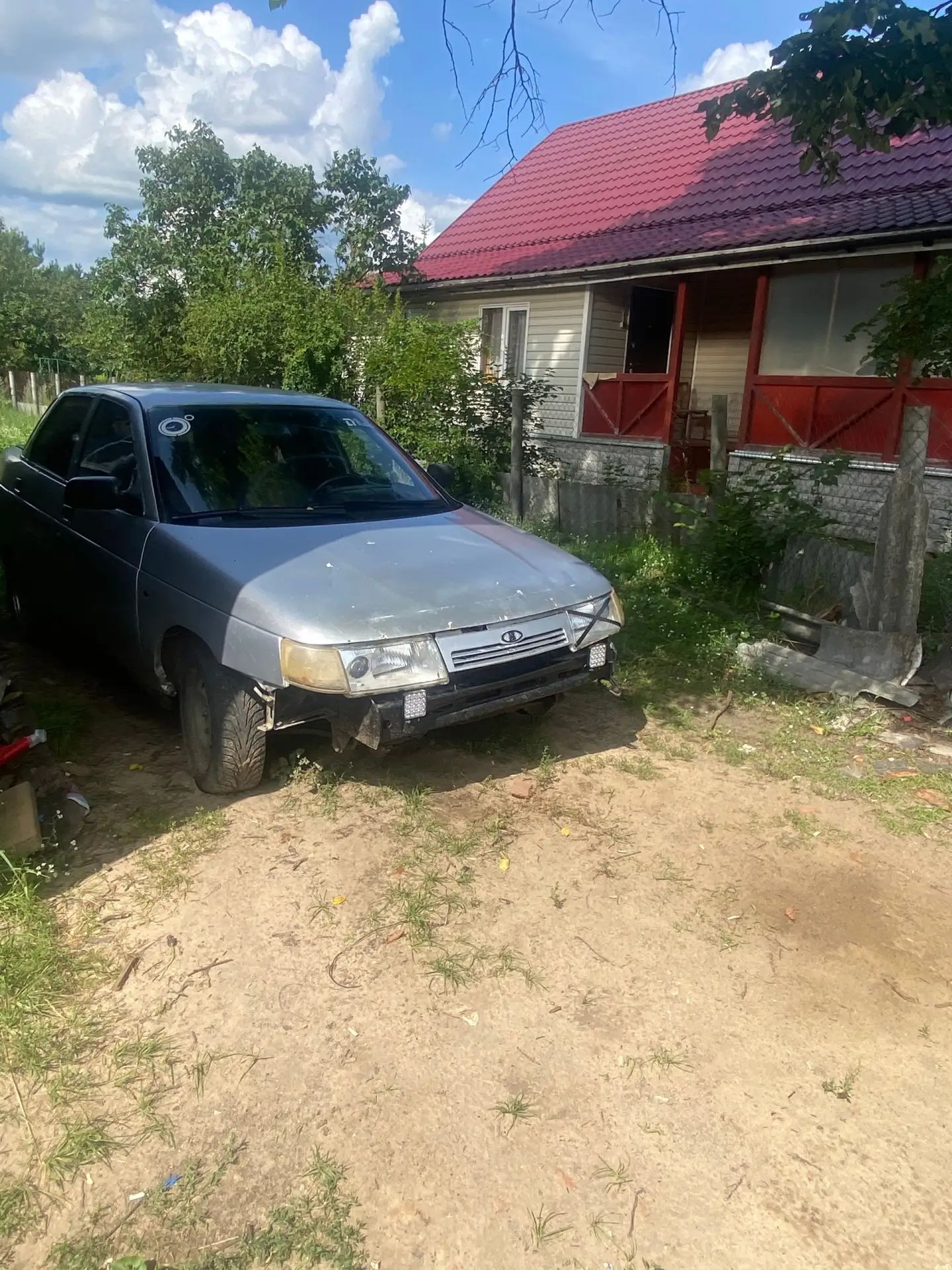 Только обмен на мотик,желательно эндуро