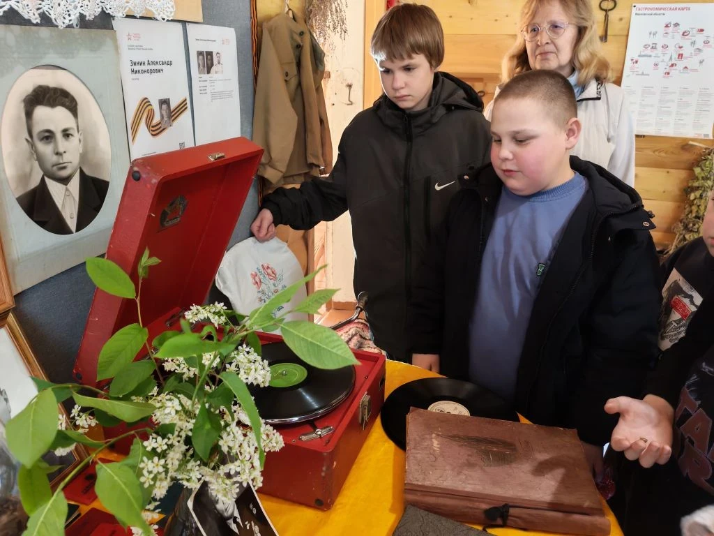 ✨Учащиеся 2-4 классов под руководством классных руководителей совместно с советником ди...