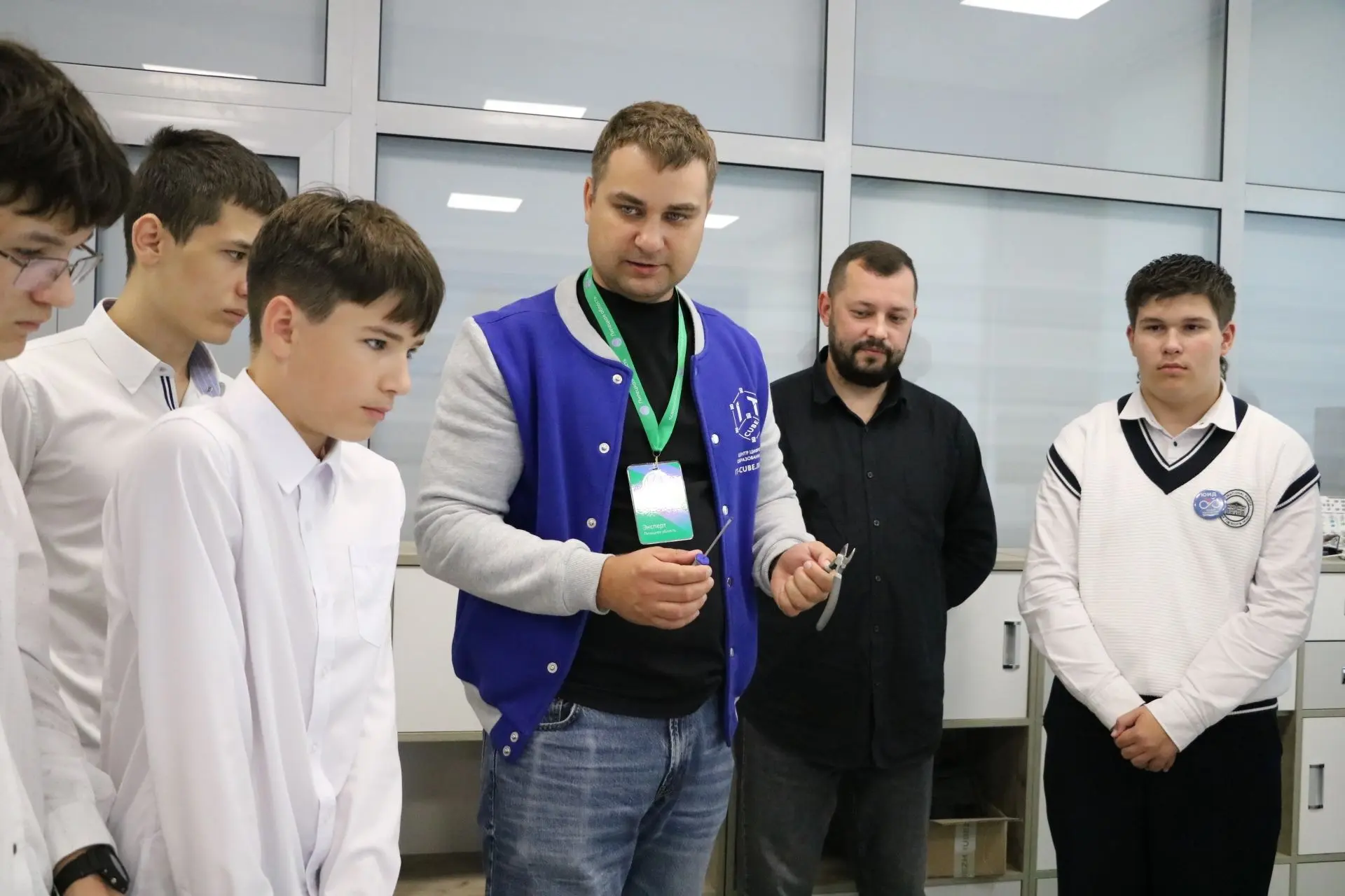☝Липецкие школьники узнали о работе системы безопасности