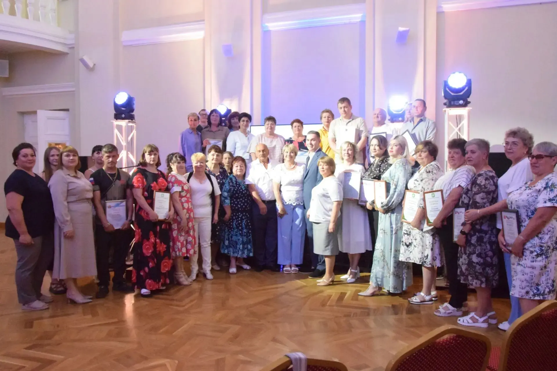 🎉 С Днём медицинского работника!
Уважаемые работники здравоохранения! Примите мои искренние поздрав