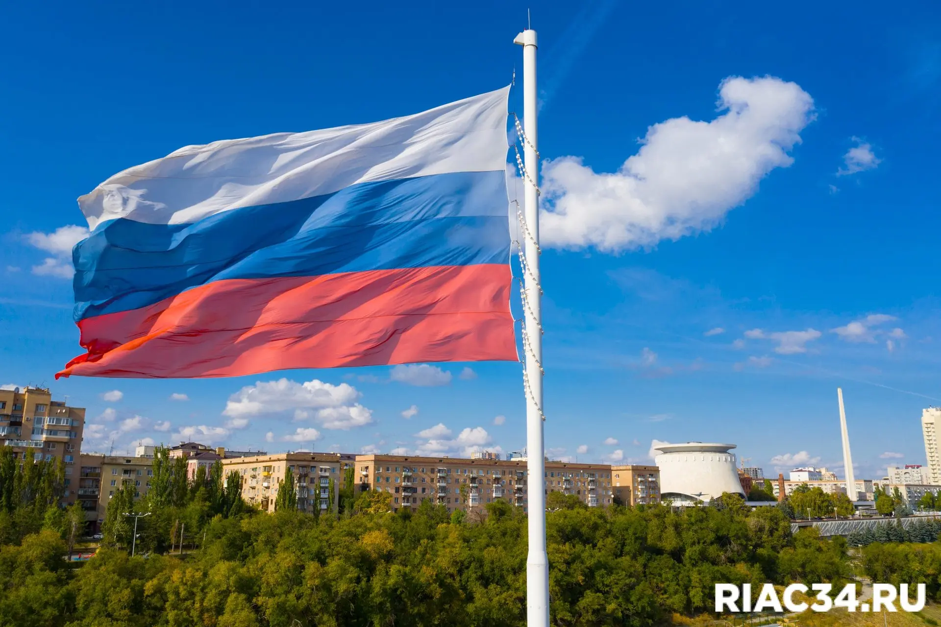 🇷🇺 Сегодня, 12 июня, отмечаем День России — один из главных государственных праздников.