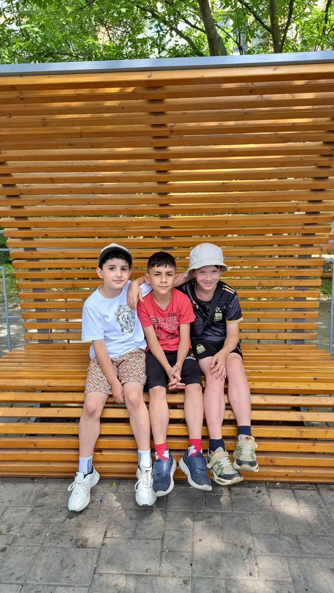 ☀️ сегодня в лагере мы отмечаем международный День прогулки!Прогулка — это маленькое путешествие…

С