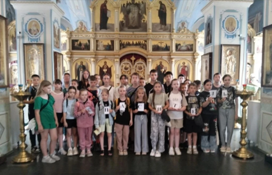 ☀️День четвёртый «Время Первых» в лагере «Солнышко»☀️
🌸Утро в лагере началось с зарядки и активных 