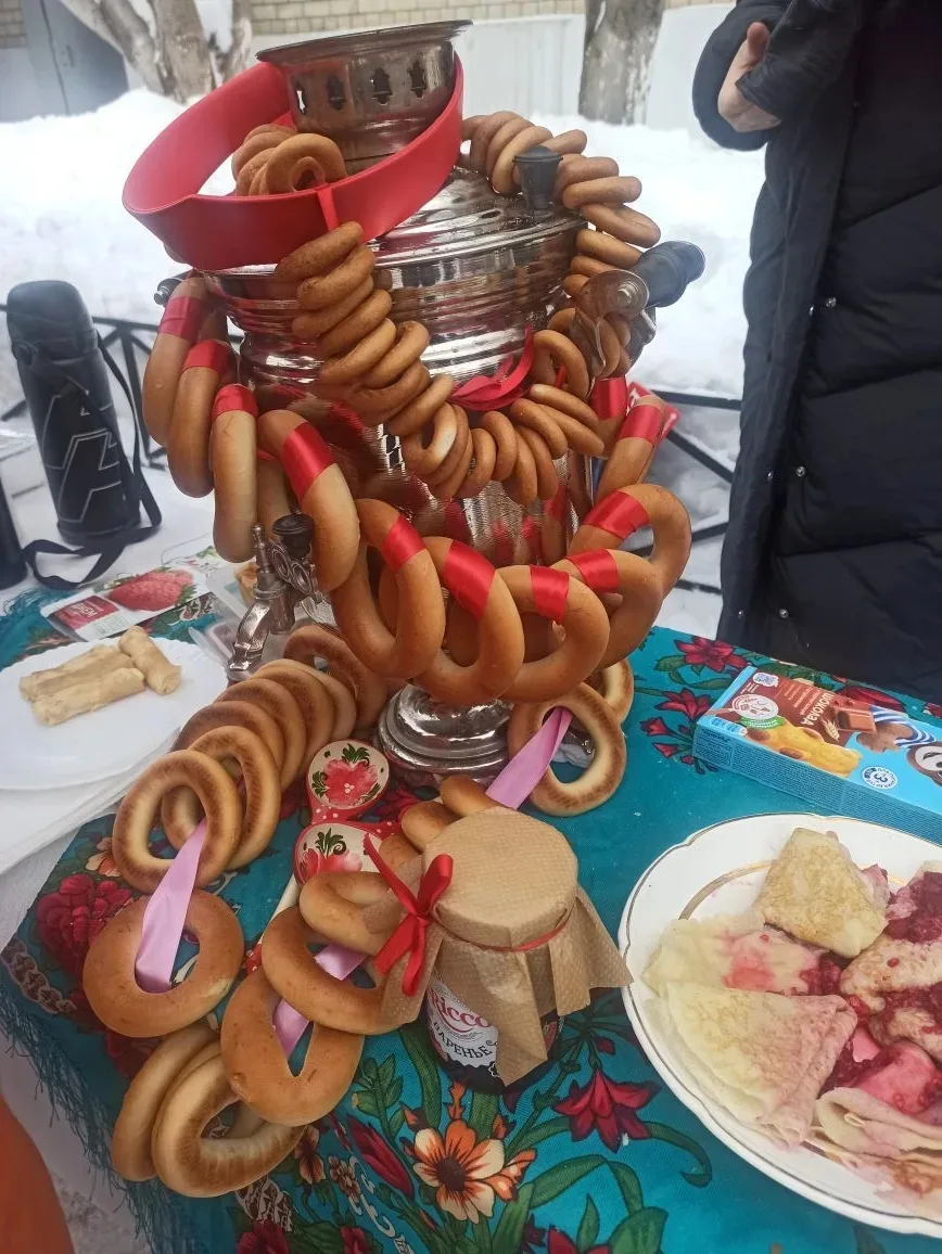 🎉 Весело и задорно провели празднование Широкой Масленицы лицеисты!  Это яркое мероприятие объединил