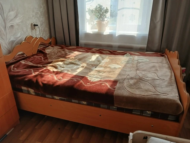 Продам:
Кровать 140×200 - 4т.р.
Кровать 80×160 - 1,5т.р.
89867017838