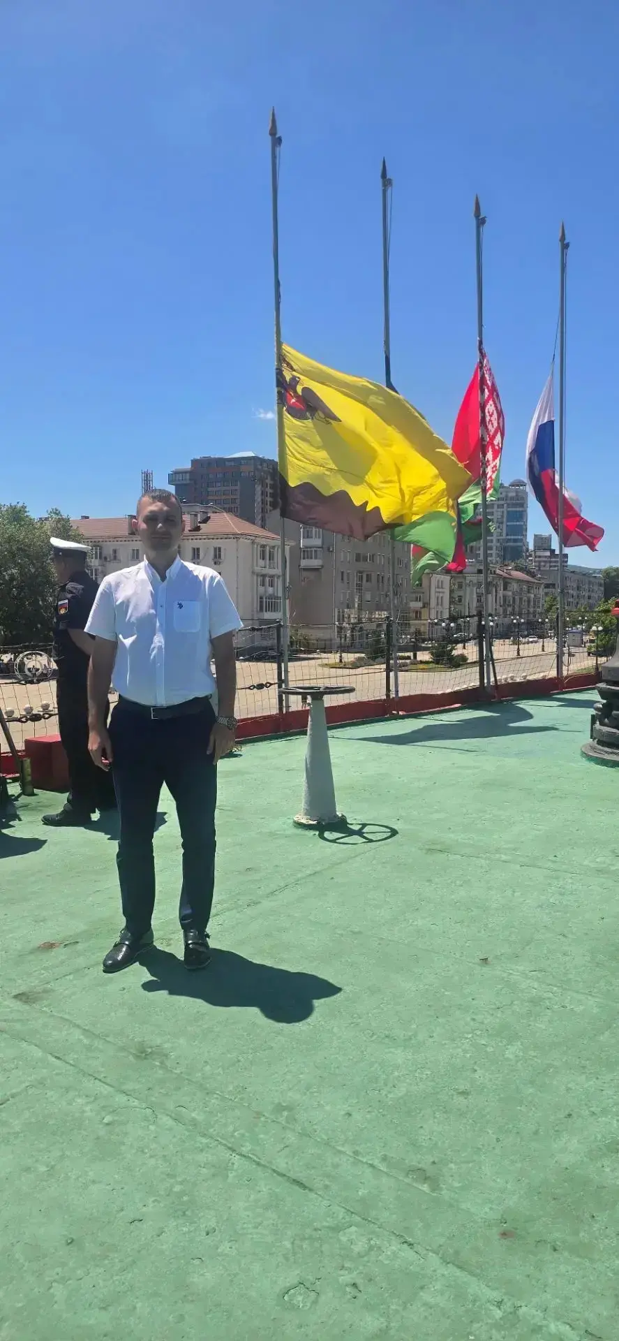В День памяти и скорби памятным выстрелом и минутой молчания мы чтим 27 миллионов советских людей, ч