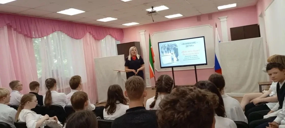 В рамках профилактического мероприятия «Внимание – дети!» инспектор по пропаганде БДД о...