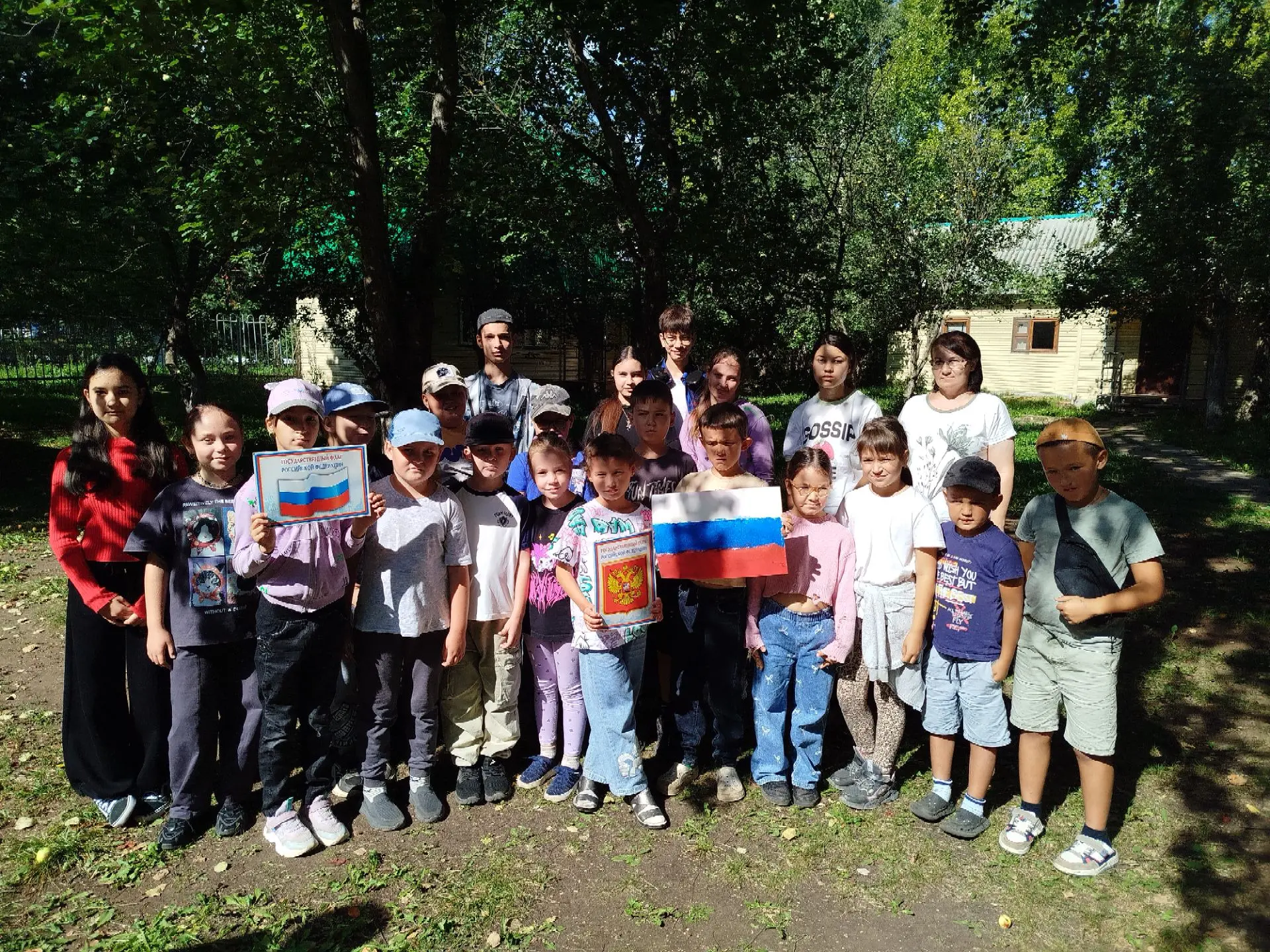 В рамках проекта "Лето в Татарстане", приуроченный ко Дню Государственного флага России...