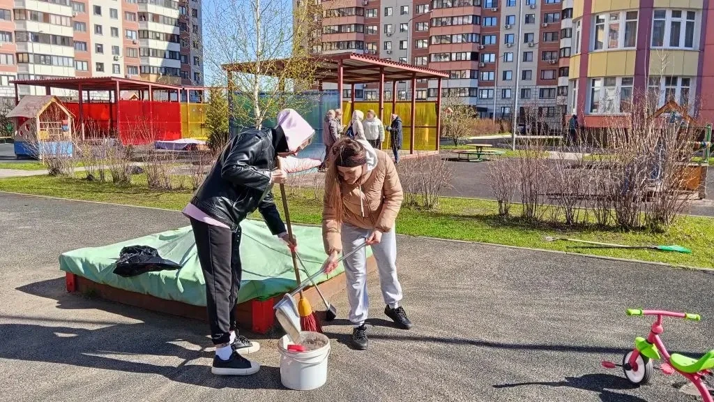 В дошкольном отделении «Умка» успешно прошел Всероссийский субботник. 🍀🍀🍀 Сотрудники учреждения прин