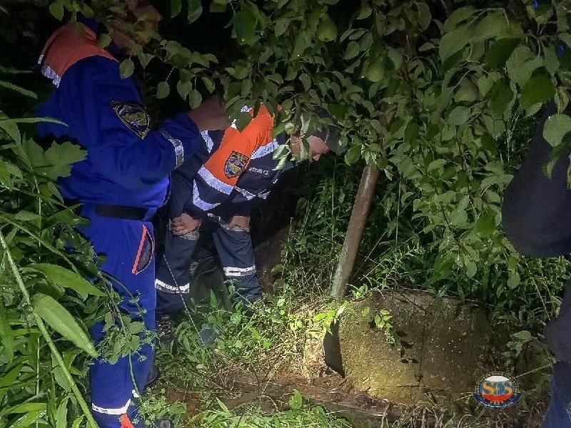 Под Камешково из колодца извлекли тело пенсионерки. 
 
Тело 79-летней женщины обнаружили 26 июля в к