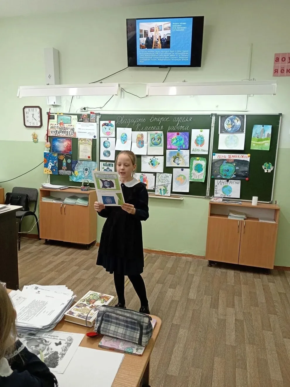 🌎На уроке технологии во 2 корпусе ребята из 4Г и 4Д классов (классные руководители — Горячева Н. В. 