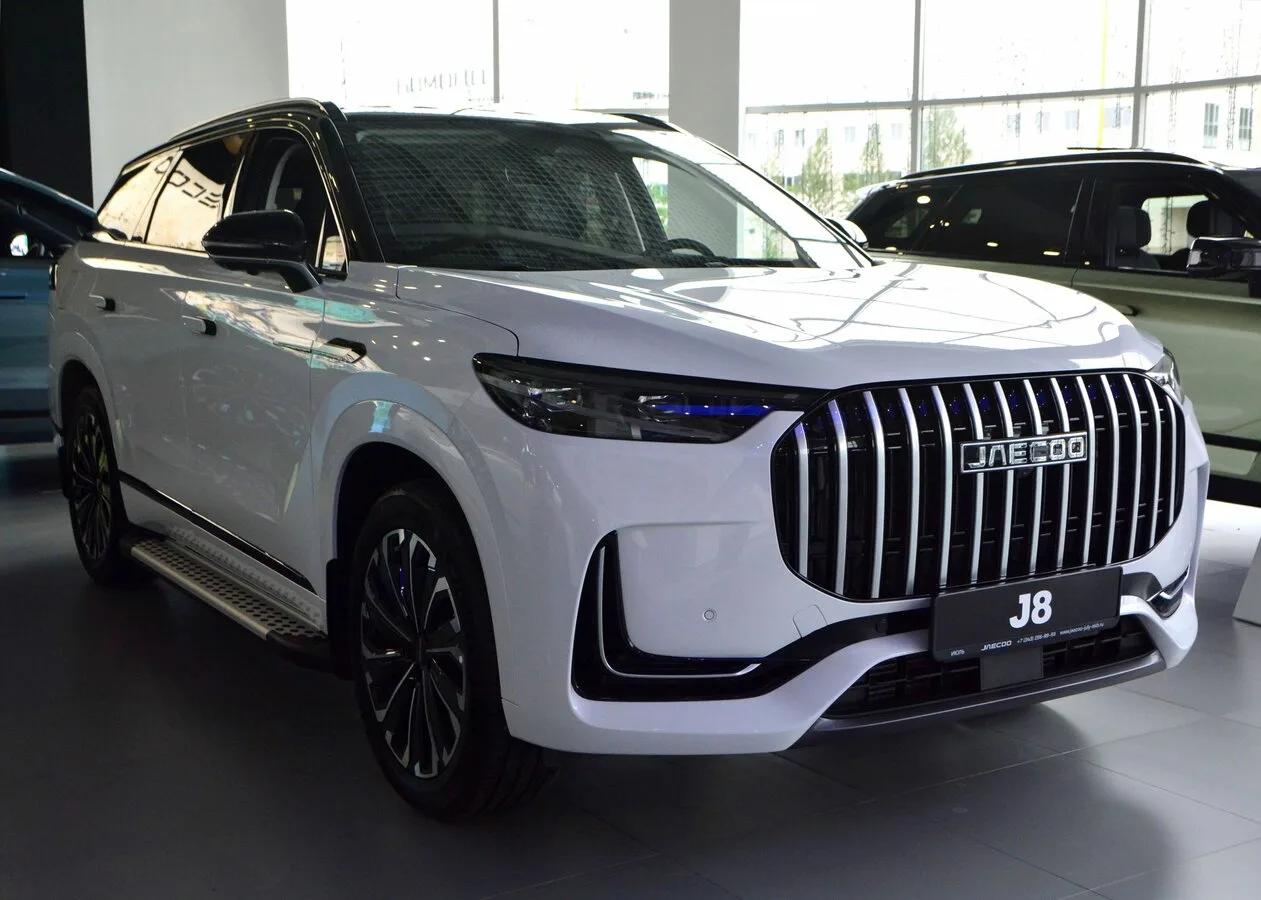 Успейте купить новый JAECOO J8 от 27 300 ₽/мес.