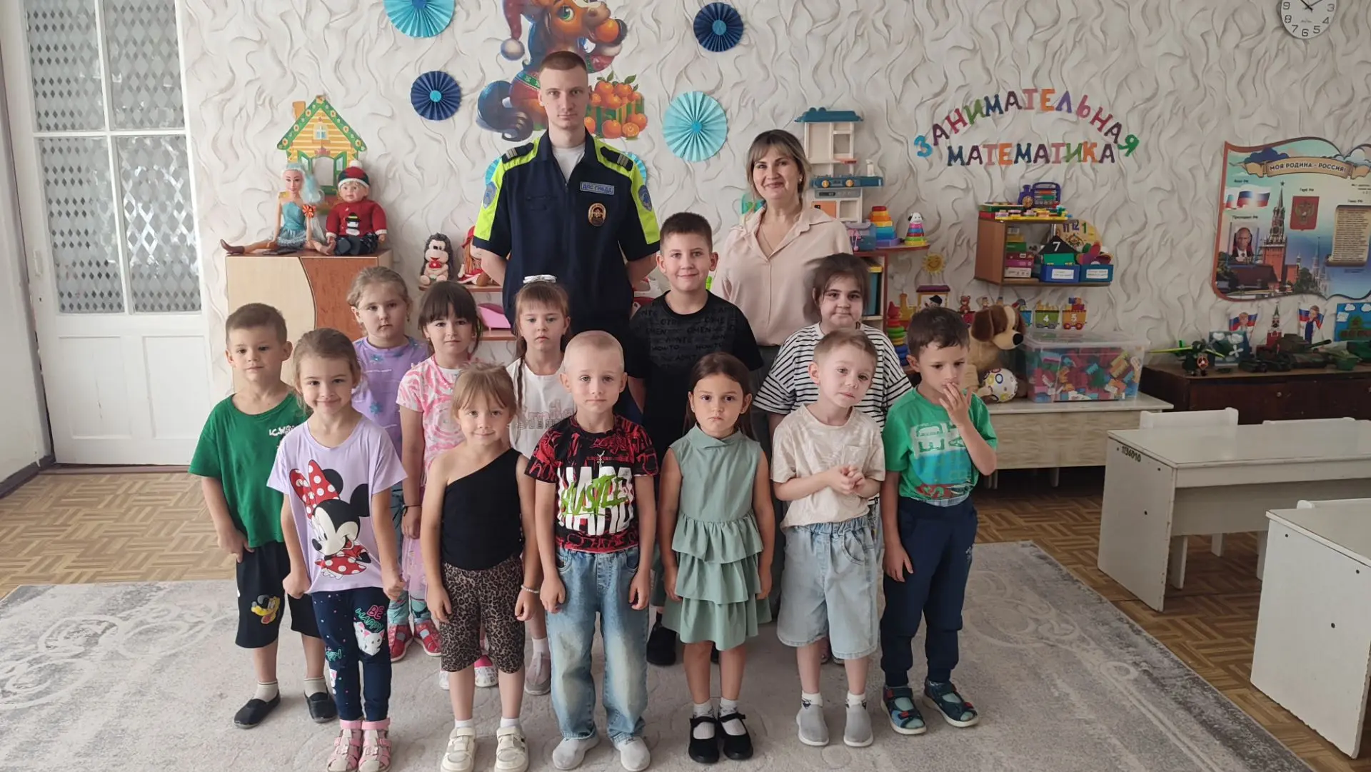 🚦Правила дорожные знать каждому положено

🚨Одной из основных задач детского сада является сформиро