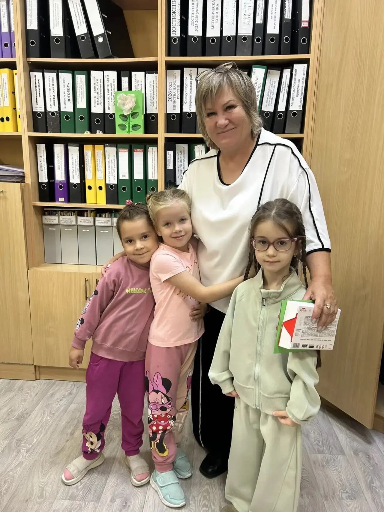 Самые искренние поздравления сегодня звучат в стенах нашего детского сада №5! 🎨📚