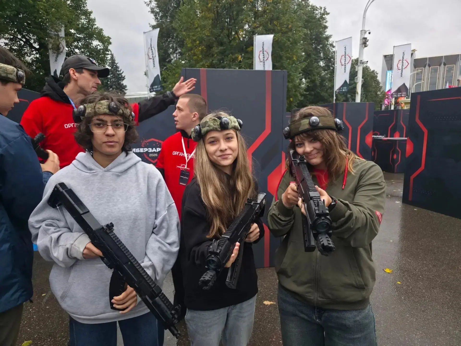 🔥 Киберзарница: наши ученики - в эпицентре технологического спорта.