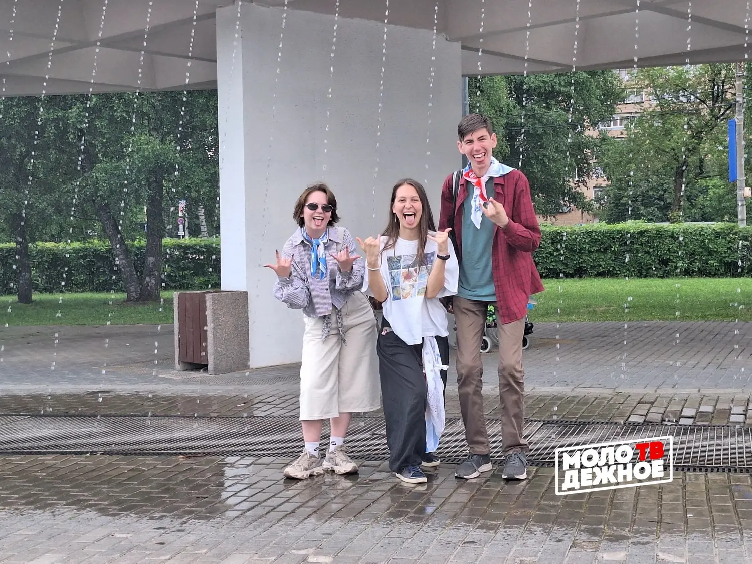 🇷🇺Волонтёры клуба «Стекольный» стали участниками масштабного форума с главным спикеро...