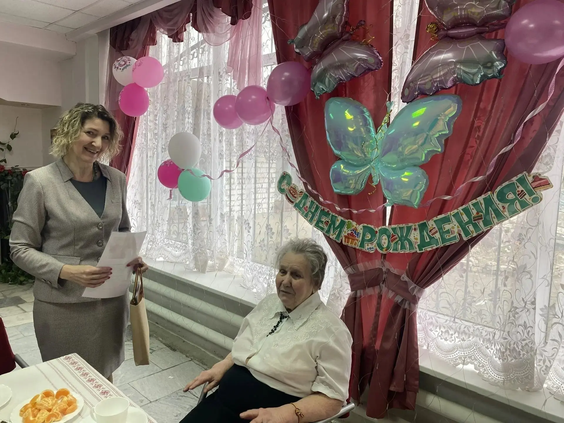 🌟90 лет мудрости и силы духа ⁣ 🏡🎉31 марта геронтологический центр "Вишенки" чествовал свою уважаемую