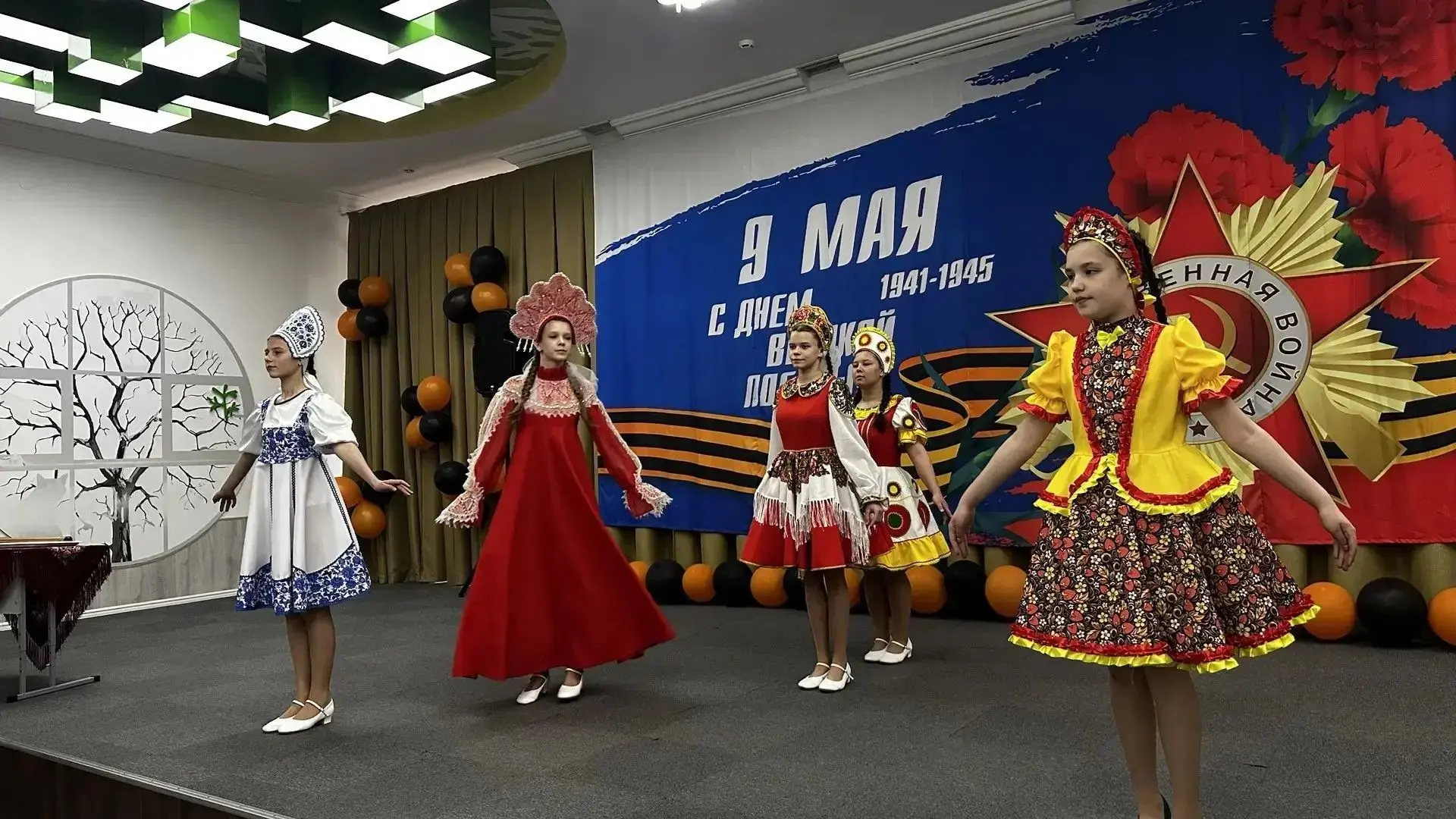 🎤🎭⚽ Спорт, творчество и единство: как прошёл региональный этап фестиваля «Вернуть детство» в Оренбур