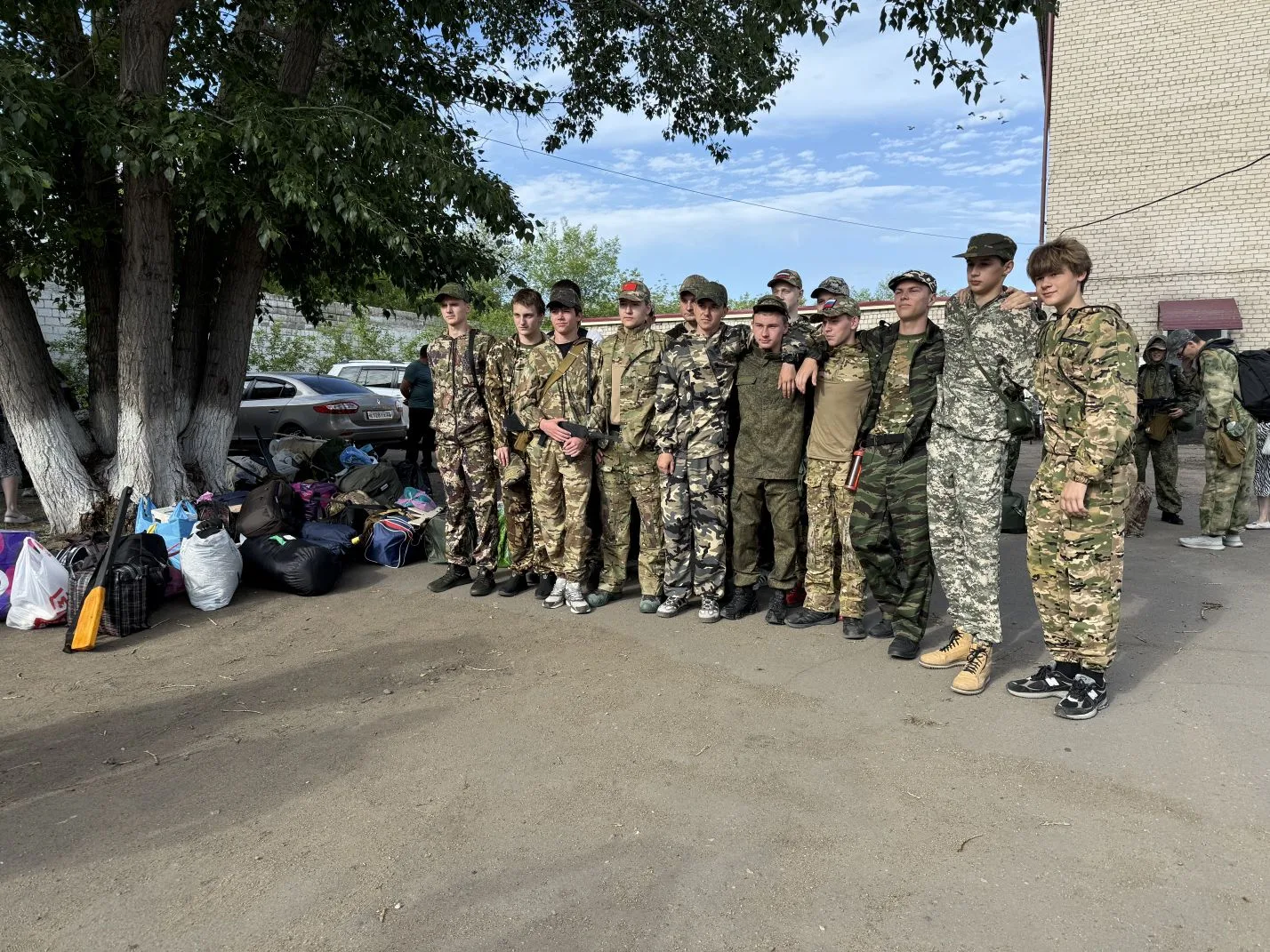 🚩Дан старт районным сборам юношей

1 июня, в День защиты детей, на базе филиала МБОУ КСОШ № 5 — Мир