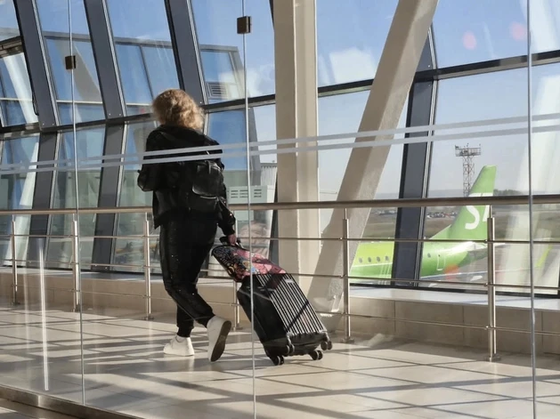 ✈ Туристы из Екатеринбурга на сутки застряли в аэропорту Антальи. Самолет должен был вылететь 21 июн