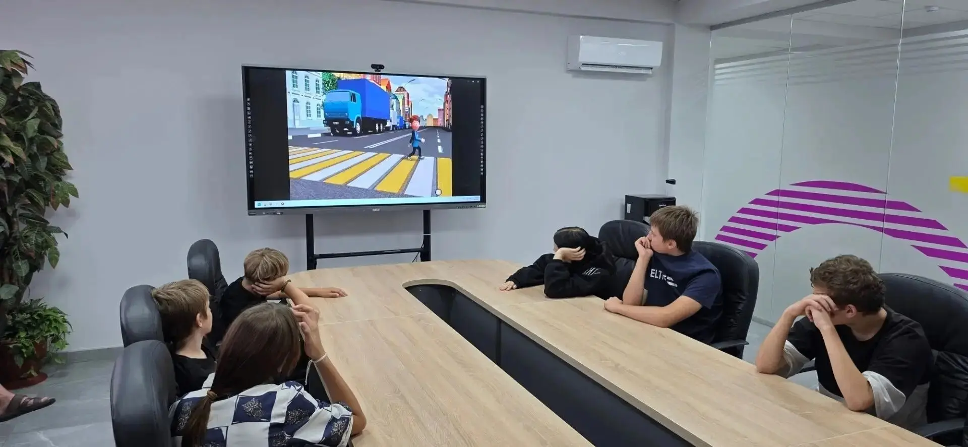 Урок безопасности - от теории к игре! 🚦