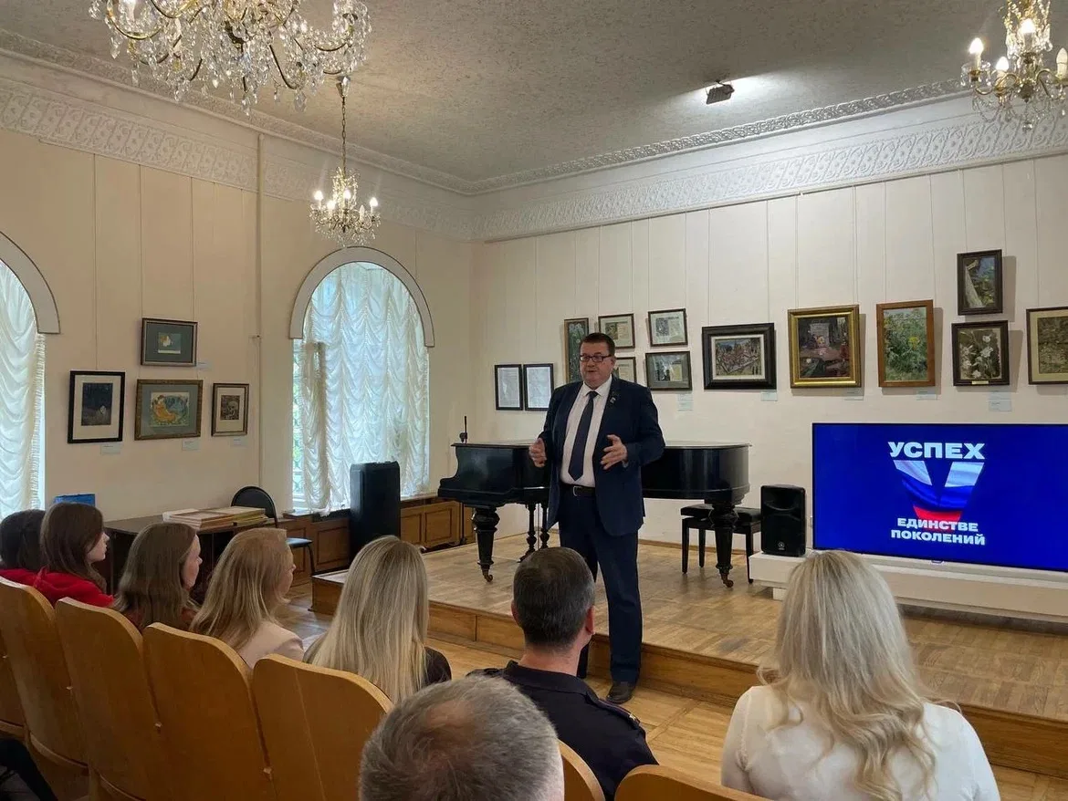 КАШИРА. В рамках реализации программы партии «Единая Россия» «Успех V единстве поколени...
