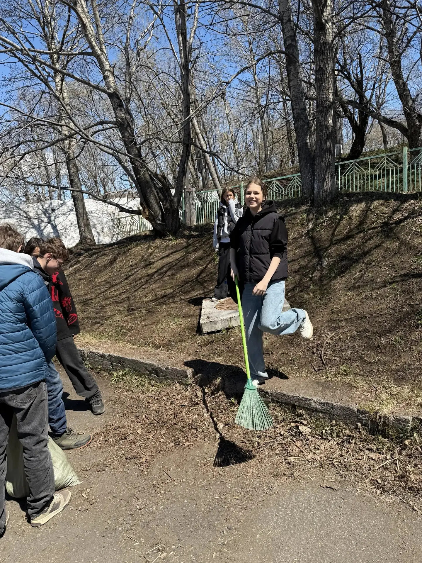 Сегодня, 22 мая 2026 года, мы собрались второй раз на субботник, чтобы привести террито...