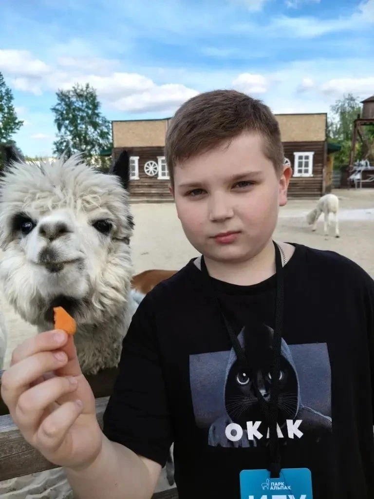 ☀Ура-а-а каникулы 🥳 🥳 🥳

 У Растопчинова Матвея, ученика 3 А класса, незабываемое лето началось  
