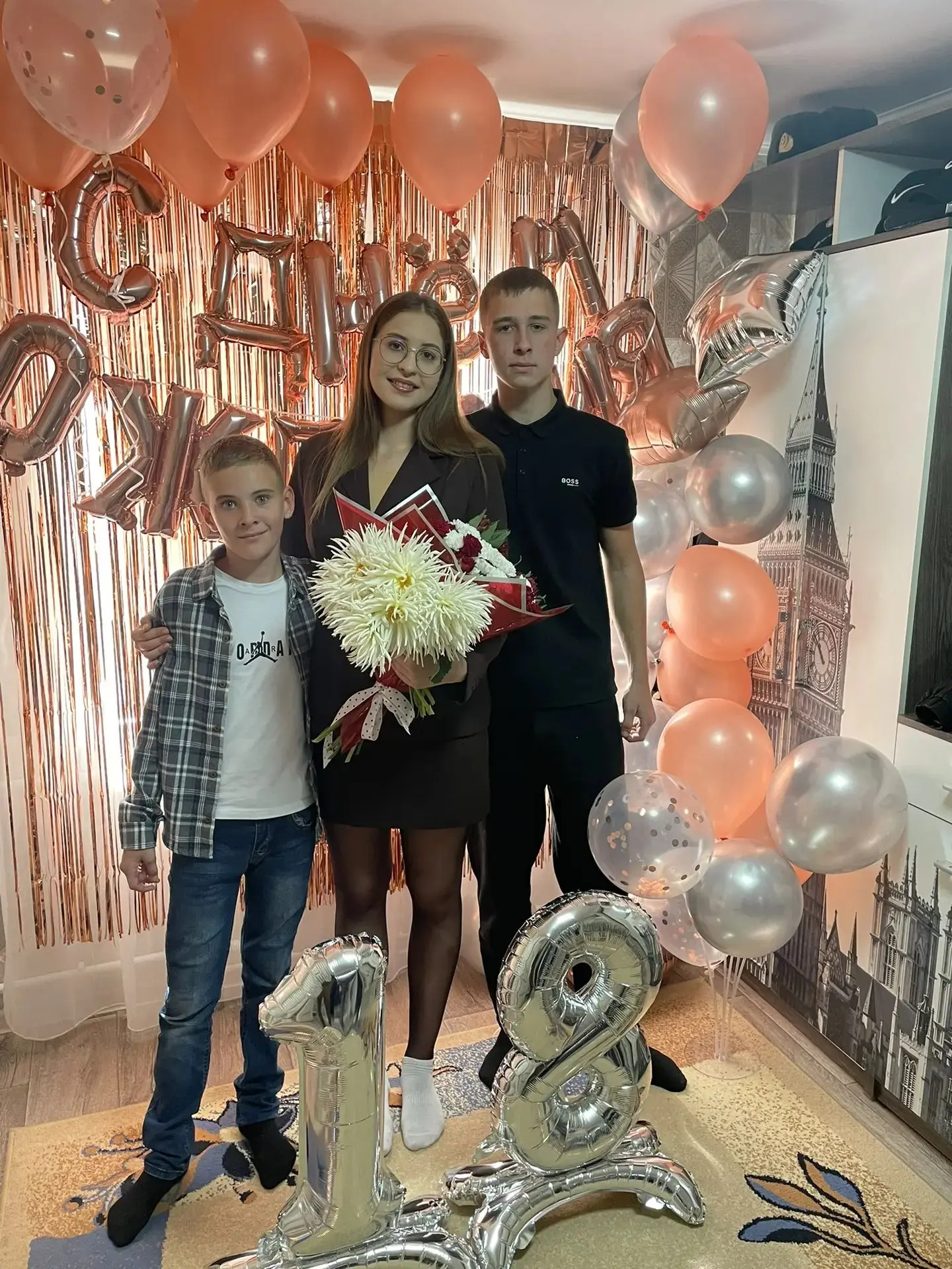 У нашей Даши 18-лет🥰🎉❤️