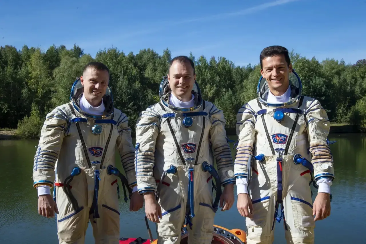 🧑‍🚀 Что делать, если спускаемый аппарат приземлится в воду: космонавты Роскосмоса отр...