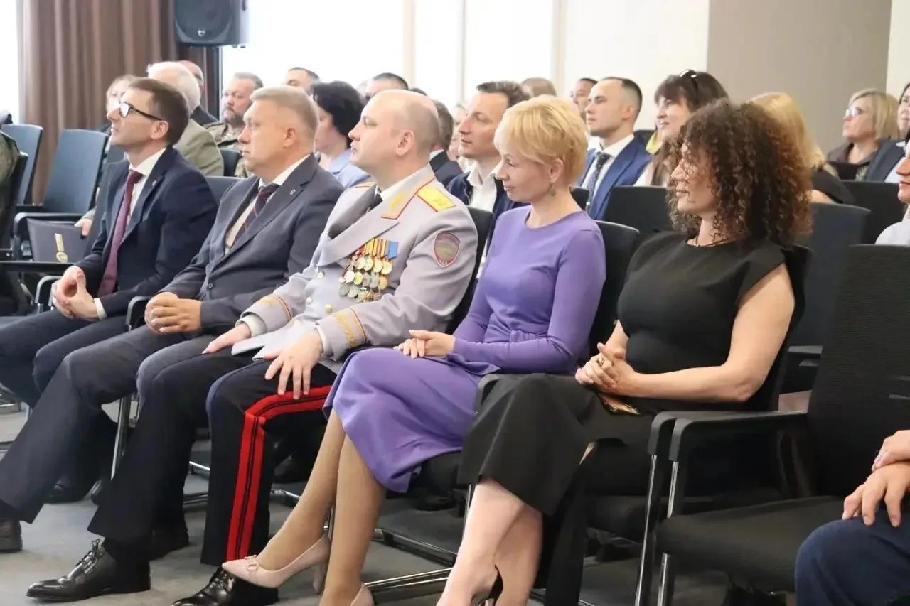 Теплотех | Калининский район | Челябинск🏡

Министр социальных отношений Челябинской области поздрав