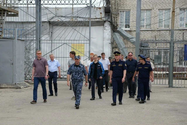 Представители бизнес-сообществ Ульяновской области посетили исправительную колонию №3 г...