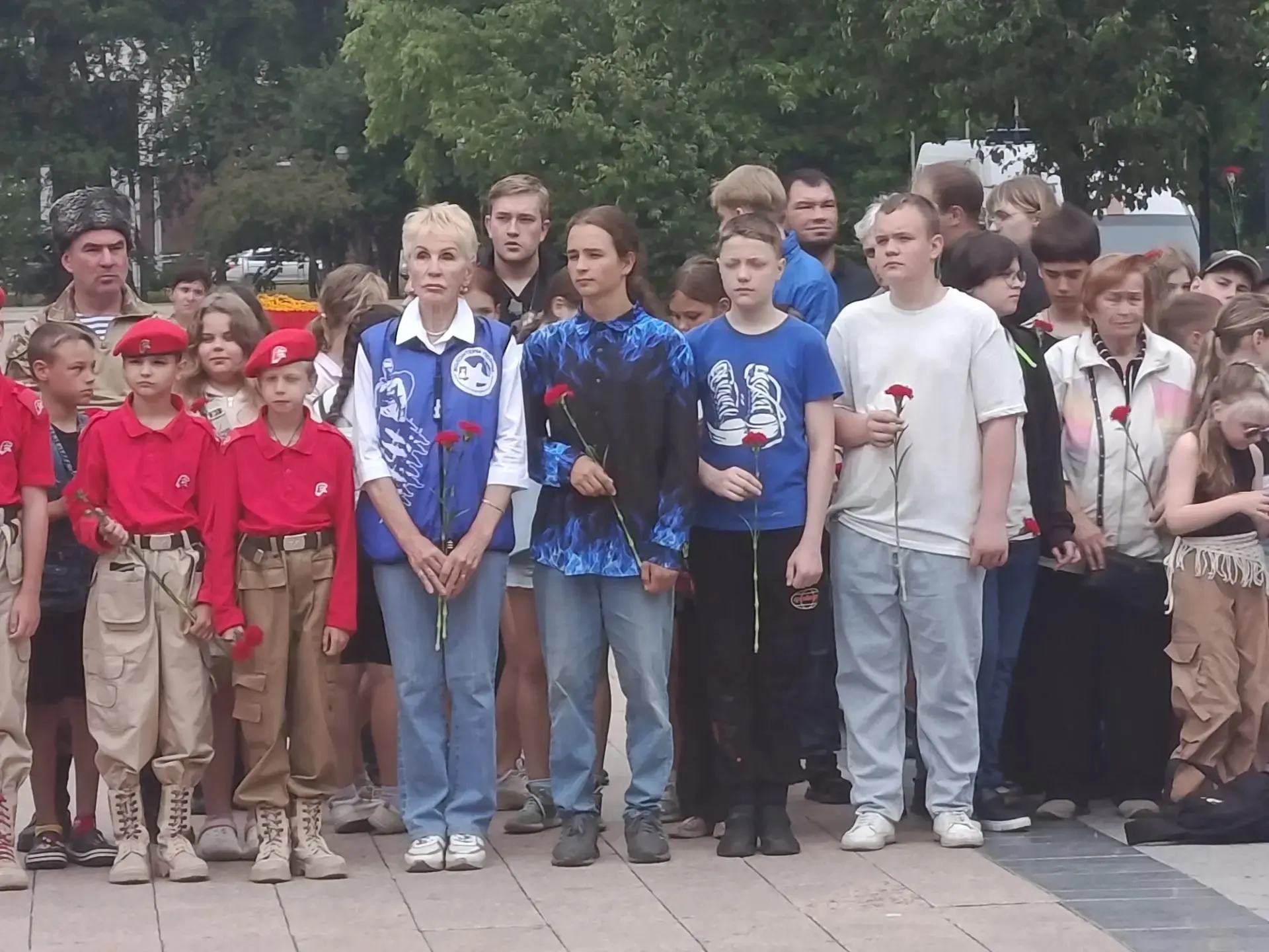 Юнармейцы и Волонтёры Победы нашей школы приняли участие в митинге, посвящённом Дню ветеранов боевых