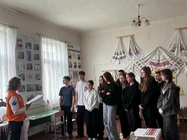 Сегодня, 18 мая, мы отмечаем Международный день музеев! В этот особенный день в ГБОУ ЛНР «Краснолучс