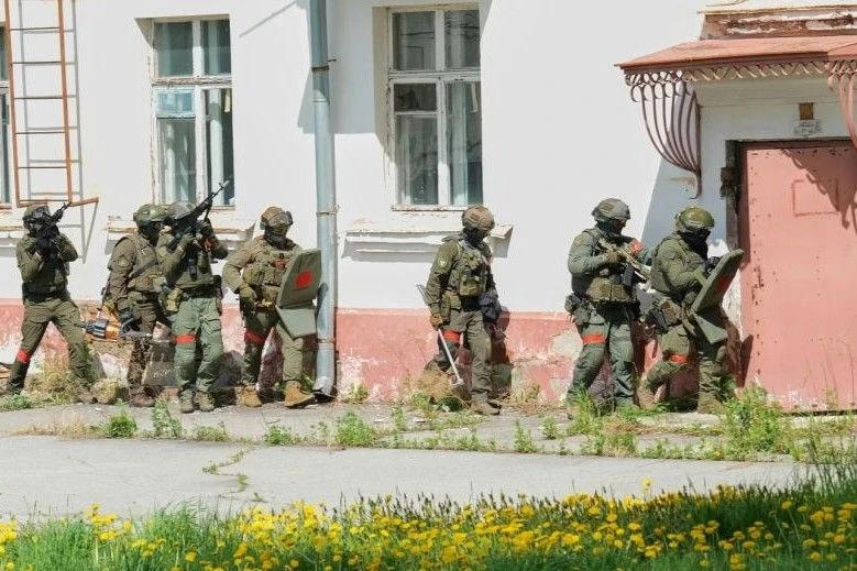 В Хабаровском крае росгвардейцы приняли участие в антитеррористическом учении   📢 Более 50 сотрудник