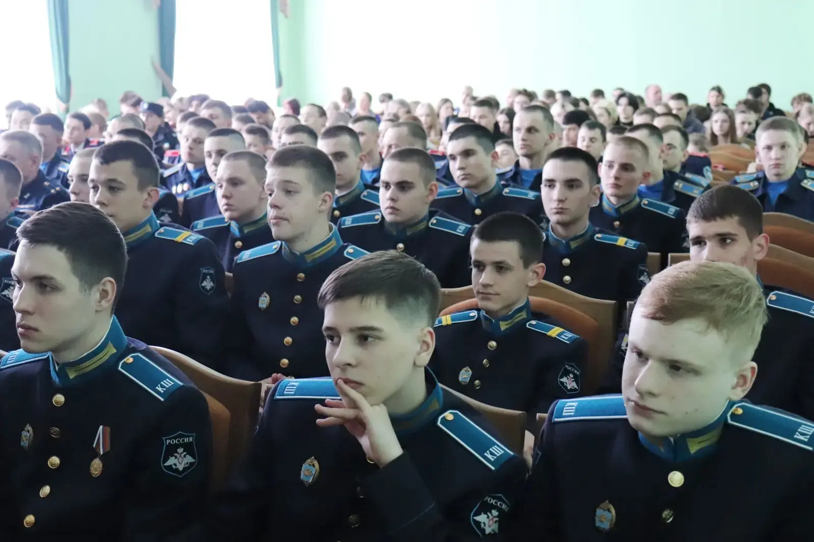 27 апреля студенты группы УК-251 посетили вечер доблести "Zа Мир,  Za Победу", посвящен...