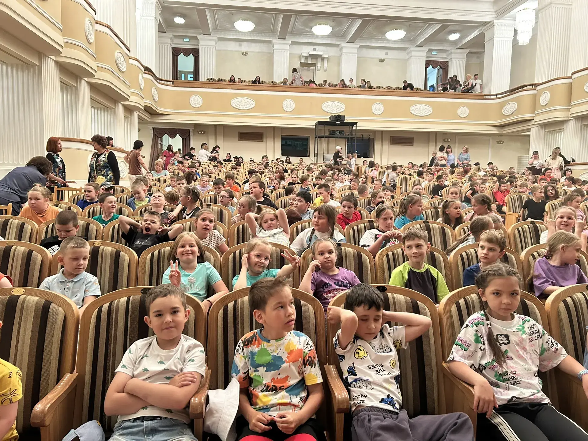🎪 Приключения в самом разгаре! Воспитанники нашего пришкольного лагеря сегодня отправи...