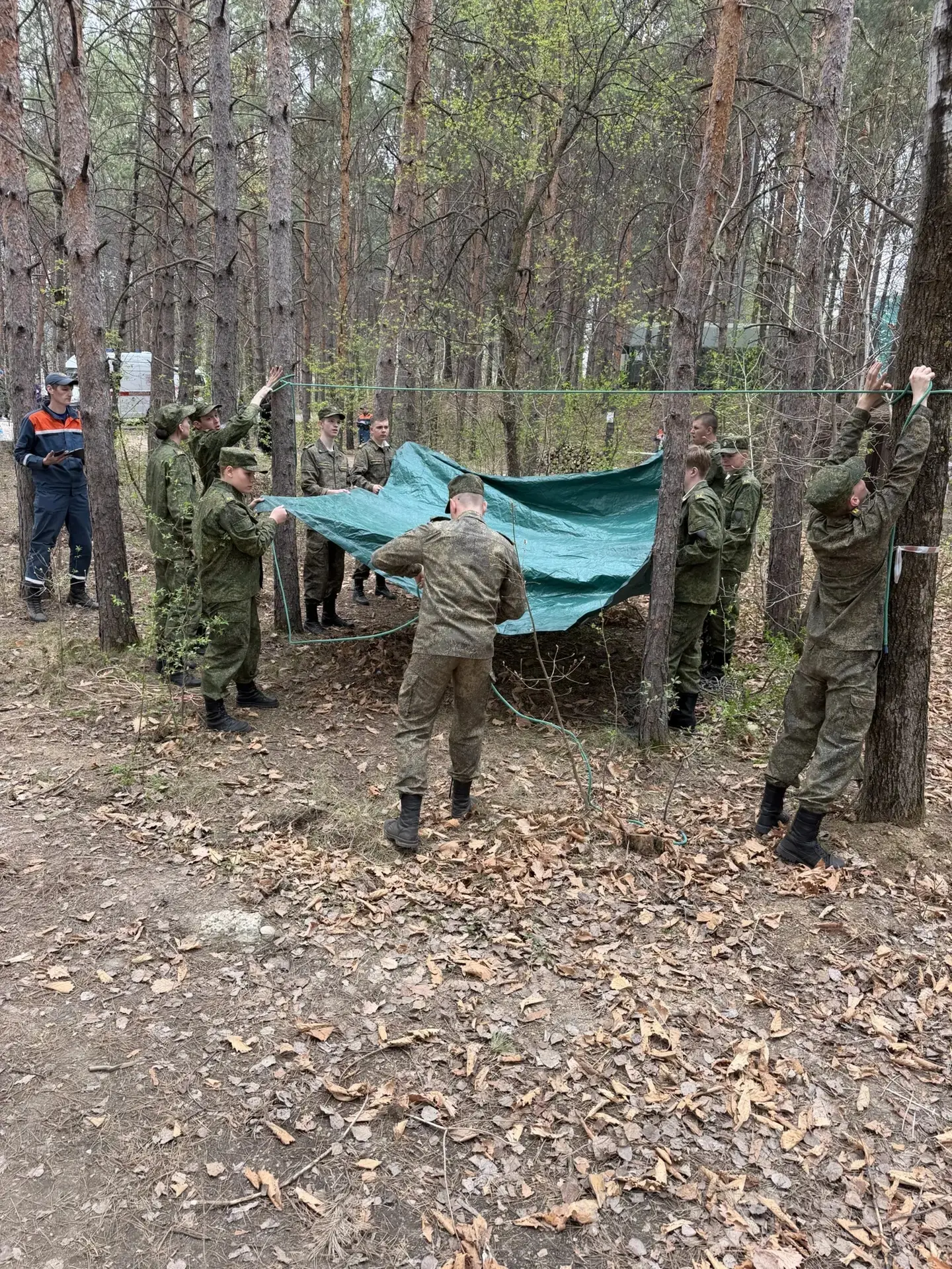🔥  Команда 10В класса гимназии приняла участие в  региональном этапе военно-патриотической игры «Зар