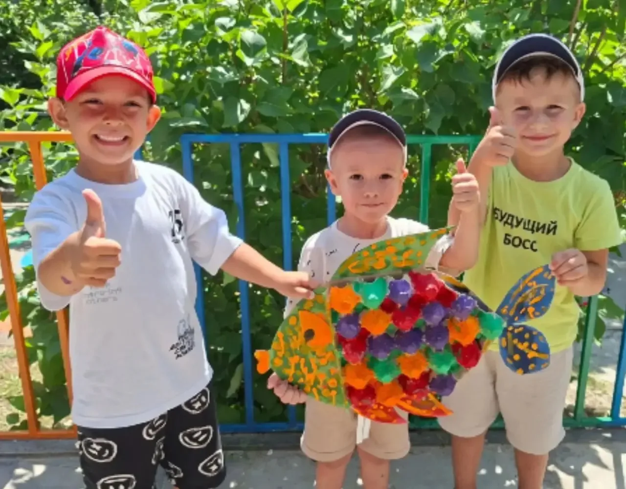 ✨ Когда обычная коробка превращается в чудо… ✨ 🐠
Наши ребята совершили путешествие на дно океана! �